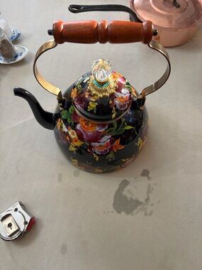 Mackenzie Childs Black Flower Market Enamel Tea Pot Kettle-Excellent Condition
